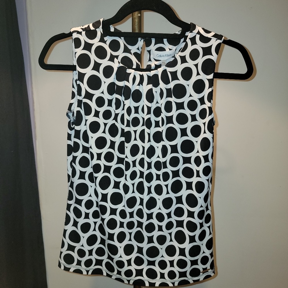 NWT Calvin Klein Sleeveless Blouse ~ P.Small black white